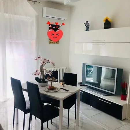 Casa Vacanze Arredata In Pieno Centro *